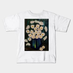 beautiful bouquet of daisy's flower's in a glass vase Kids T-Shirt